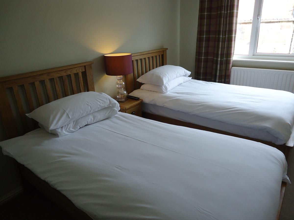 Royal Oak Hotel Great Ayton Dış mekan fotoğraf